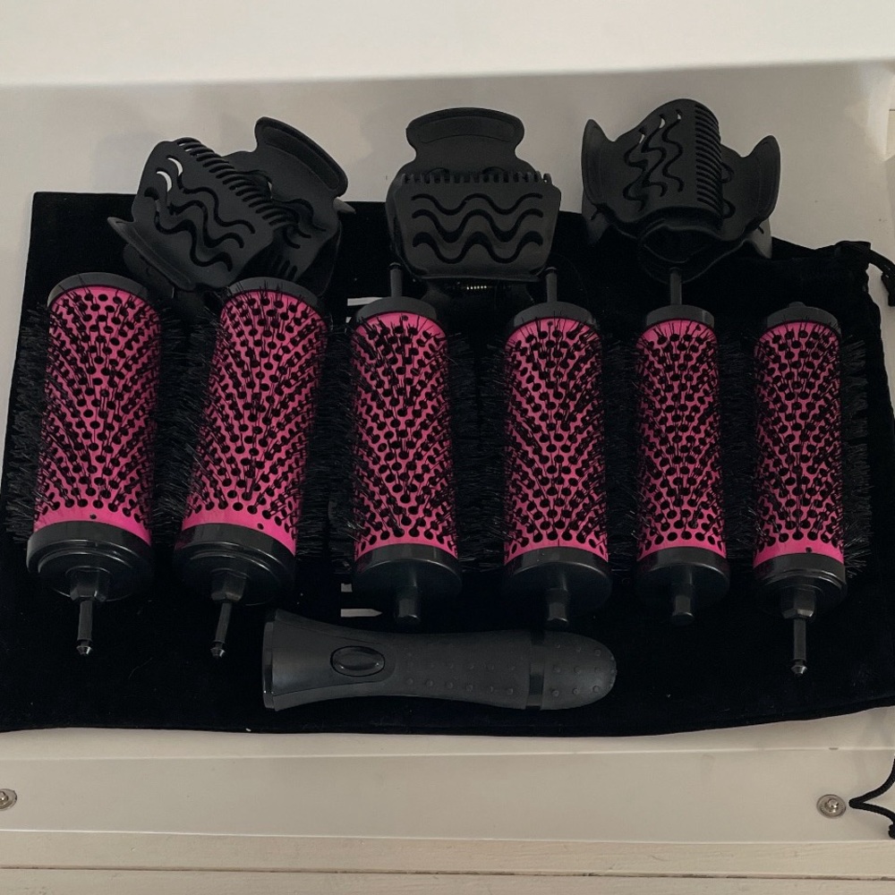 Interchangeable Pink Round Hair Brush Set with Clips